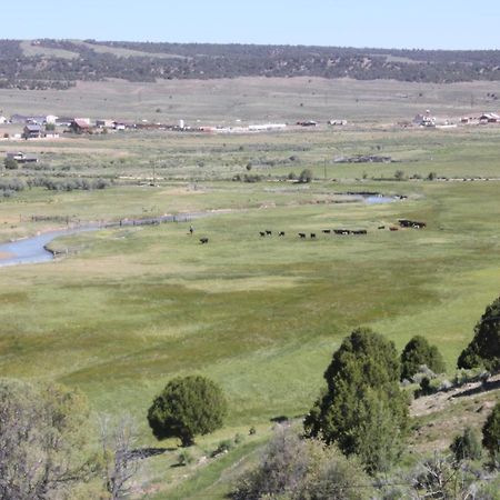 Sevier River Ranch & Cattle Company Хеч Екстериор снимка