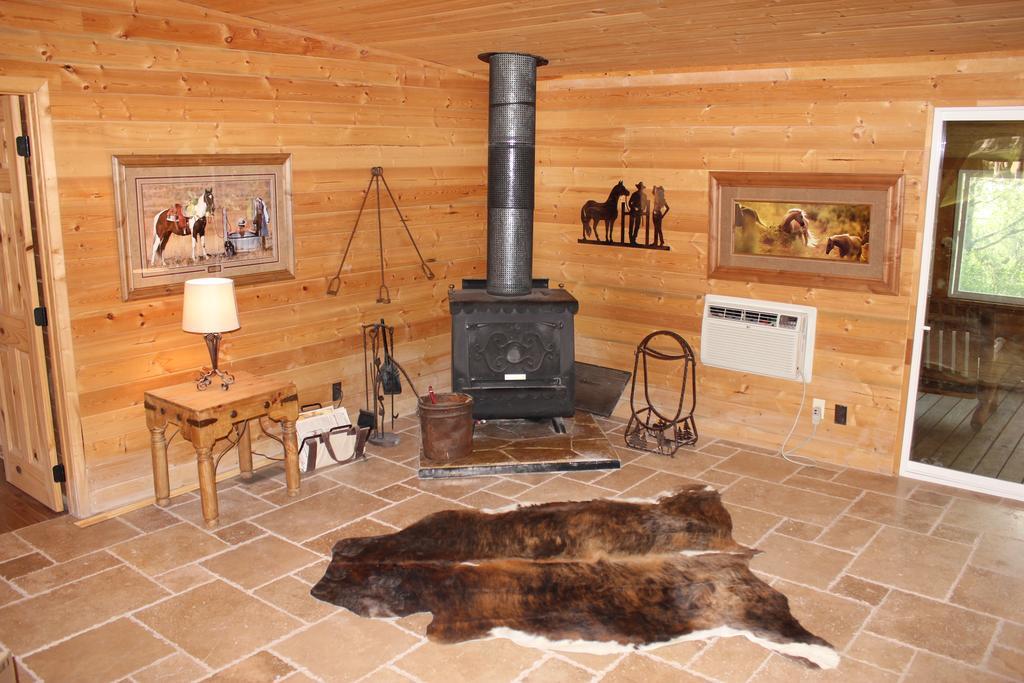 Sevier River Ranch & Cattle Company Хеч Стая снимка