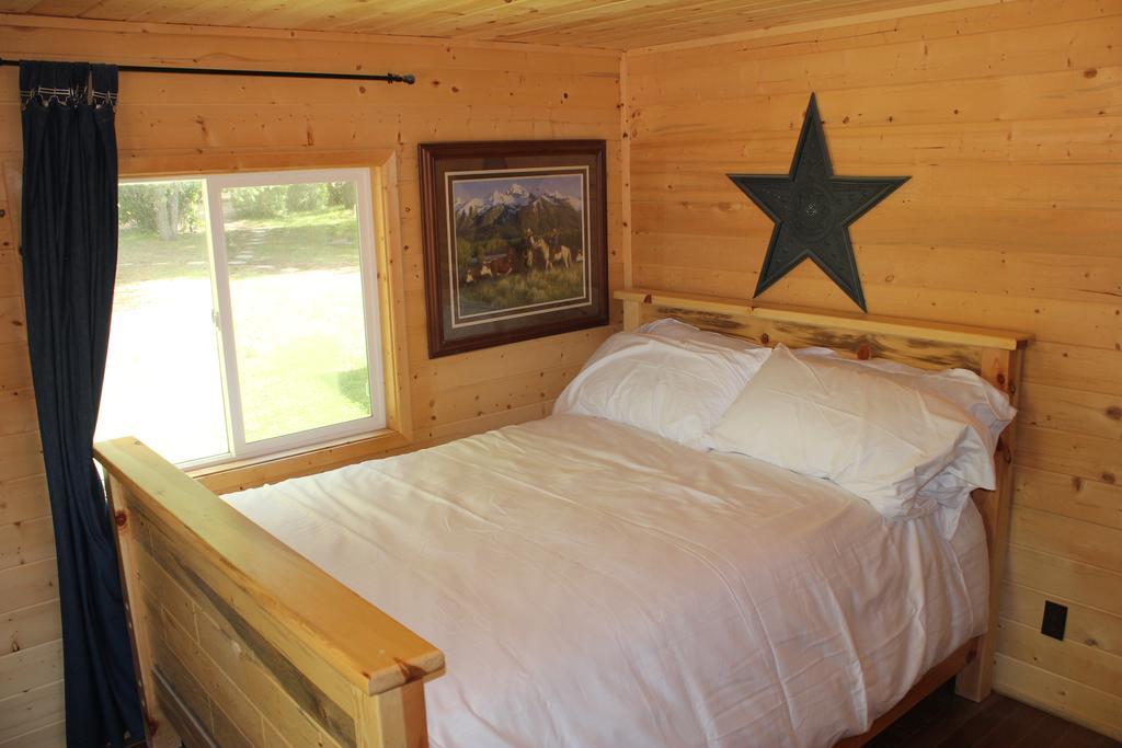 Sevier River Ranch & Cattle Company Хеч Стая снимка